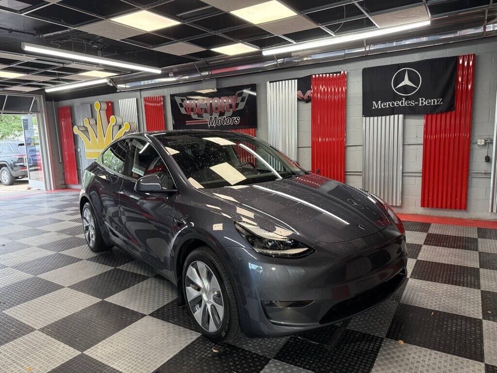2023 Tesla Model Y Long Range Royal Oak MI