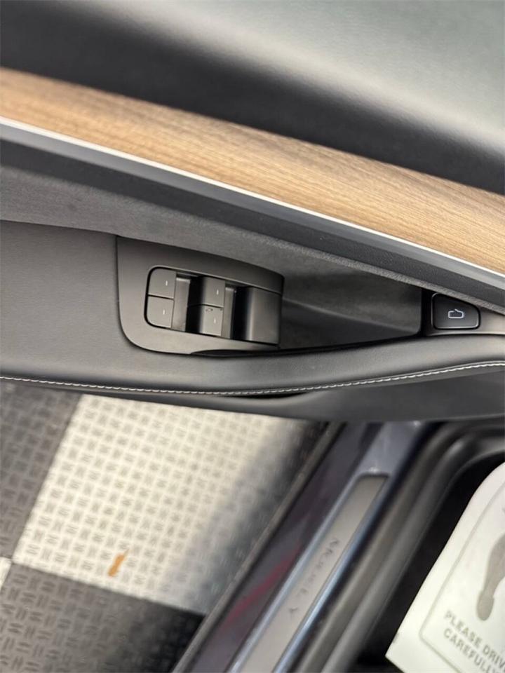 2023 Tesla Model Y Long Range Royal Oak MI