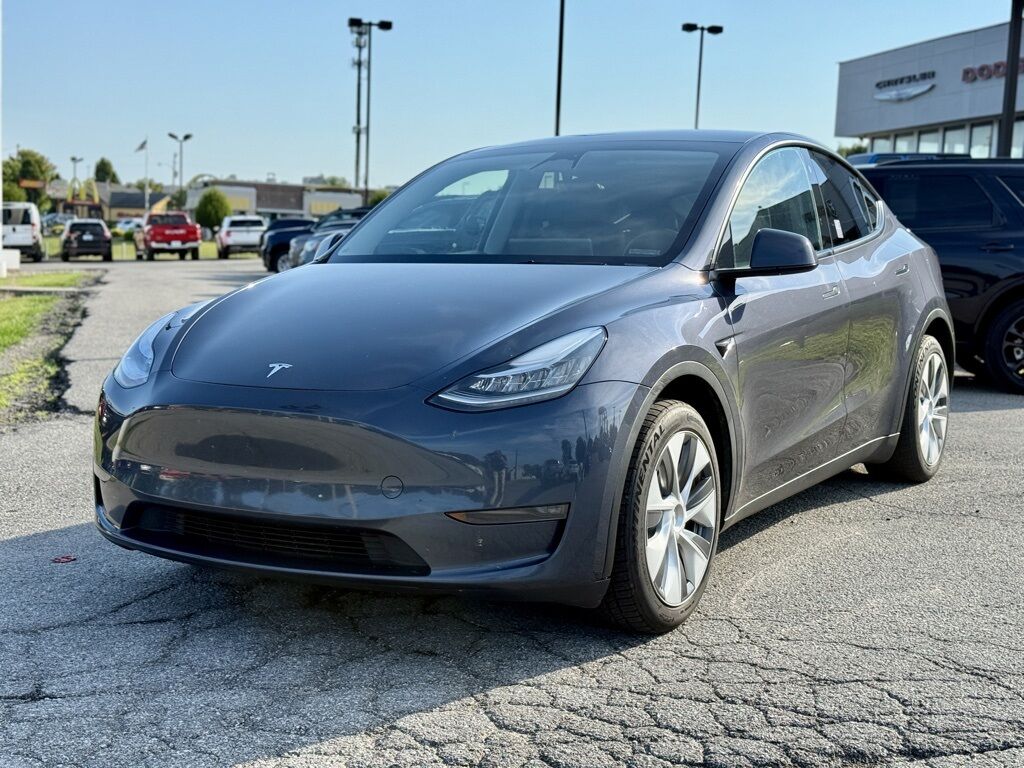 2023 Tesla Model Y Long Range Crestwood KY