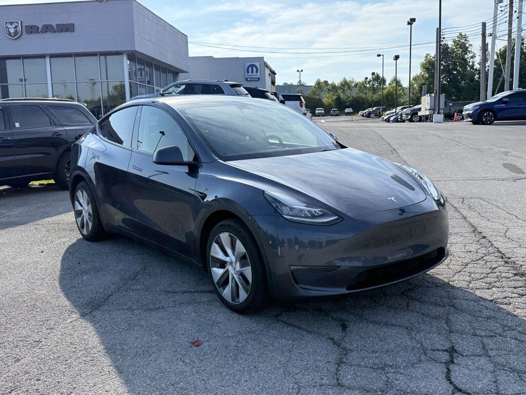 2023 Tesla Model Y Long Range Crestwood KY