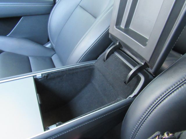 2023 Tesla Model Y Long Range Dual Motor All-Wheel Drive Plano TX