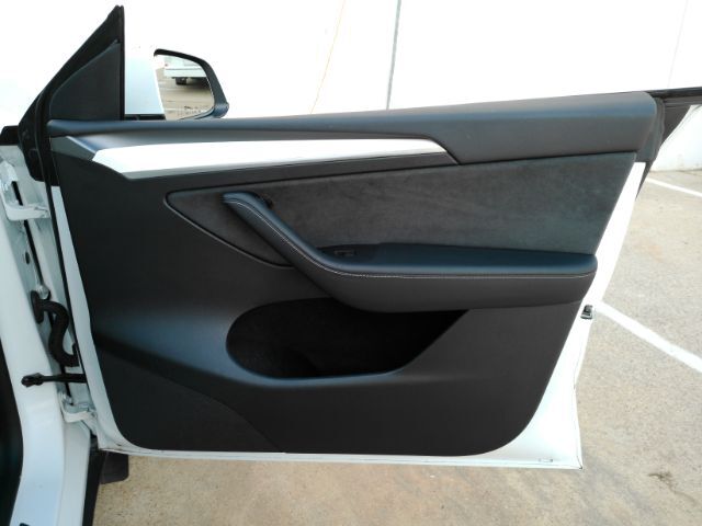 2023 Tesla Model Y Long Range Dual Motor All-Wheel Drive Plano TX