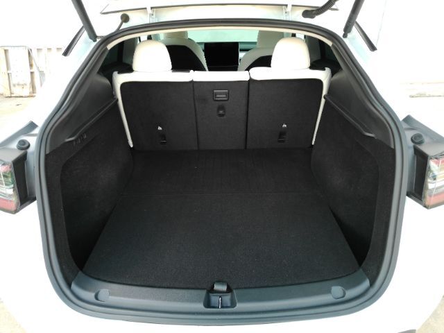 2023 Tesla Model Y Long Range Dual Motor All-Wheel Drive Plano TX