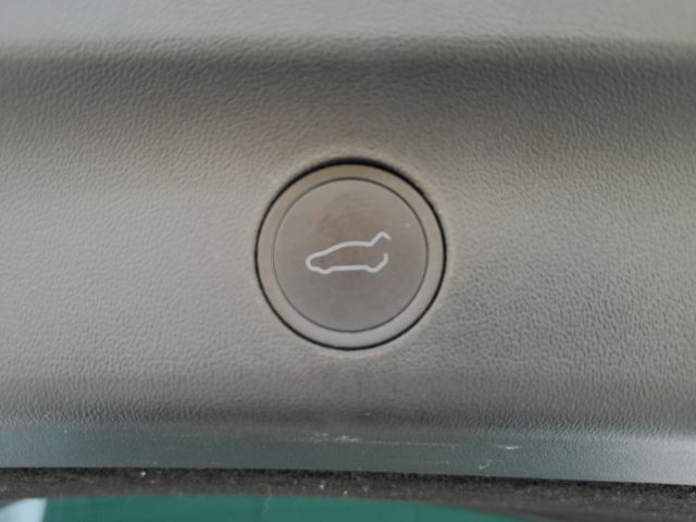 2023 Tesla Model Y Long Range Dual Motor All-Wheel Drive Plano TX