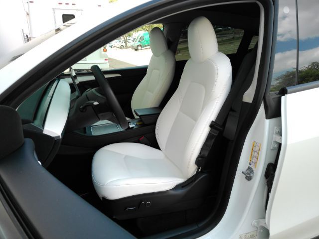 2023 Tesla Model Y Long Range Dual Motor All-Wheel Drive Plano TX