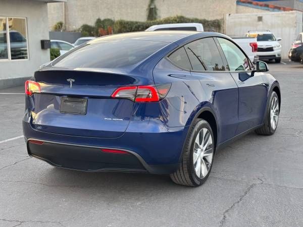 2023 Tesla Model Y Long Range Dual Motor