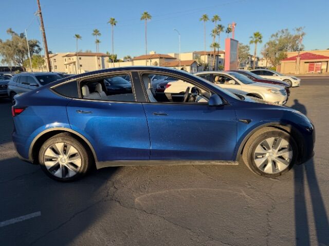 2023 Tesla Model Y Long Range Dual Motor