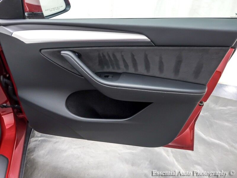 2023 Tesla Model Y Long Range HW4 Willowbrook IL