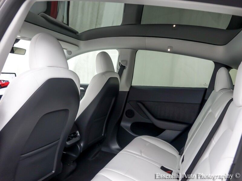 2023 Tesla Model Y Long Range HW4 Willowbrook IL