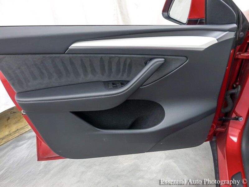 2023 Tesla Model Y Long Range HW4 Willowbrook IL