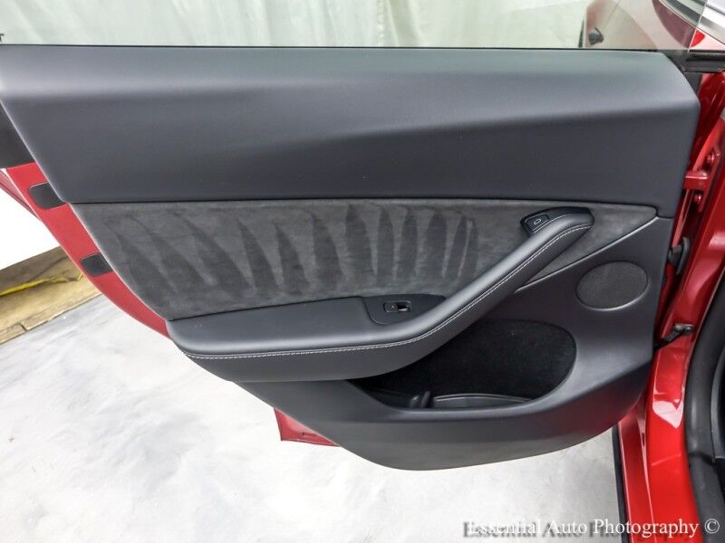 2023 Tesla Model Y Long Range HW4 Willowbrook IL