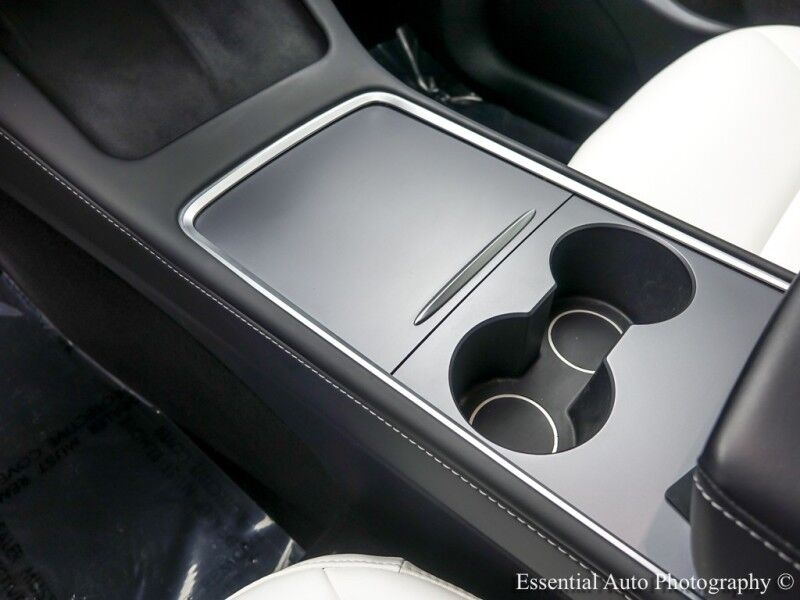 2023 Tesla Model Y Long Range HW4 Willowbrook IL