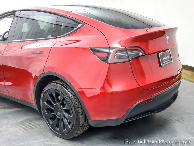 2023 Tesla Model Y Long Range HW4 Willowbrook IL