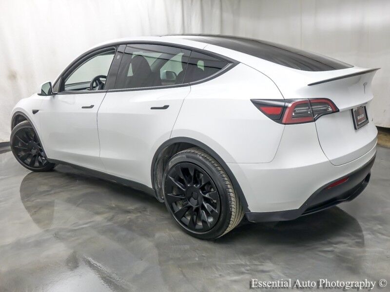 2023 Tesla Model Y Long Range HW4 Willowbrook IL