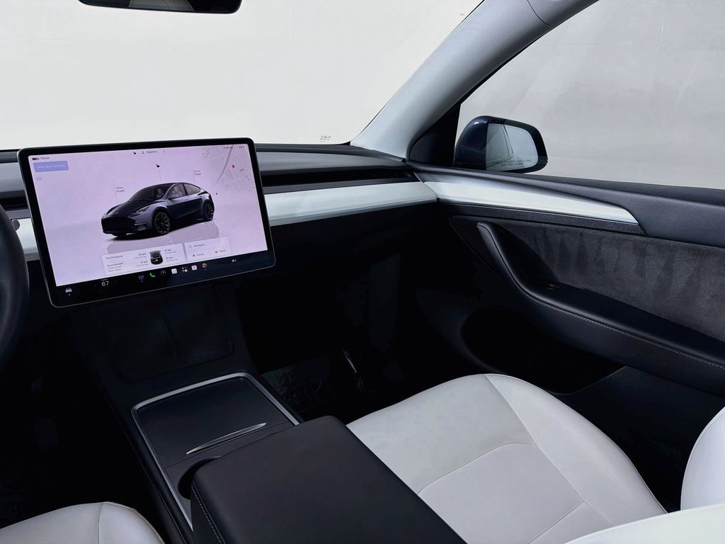 2023 Tesla Model Y Long Range HW4 Willowbrook IL