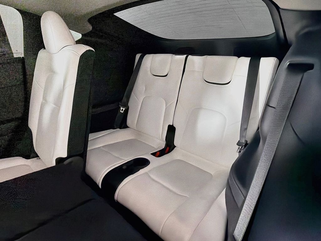 2023 Tesla Model Y Long Range HW4 Willowbrook IL