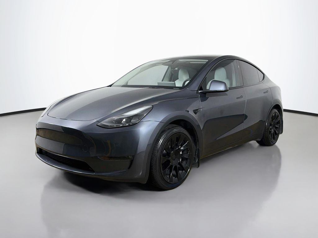 2023 Tesla Model Y Long Range HW4