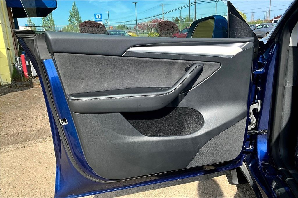 2023 Tesla Model Y Long Range OR