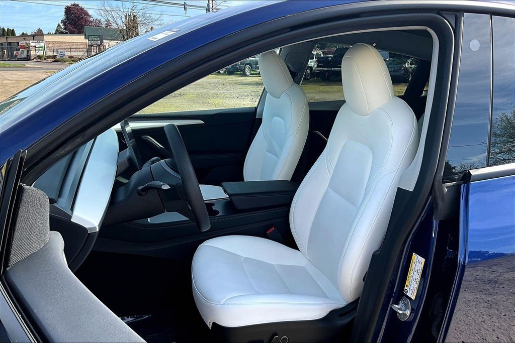 2023 Tesla Model Y Long Range OR