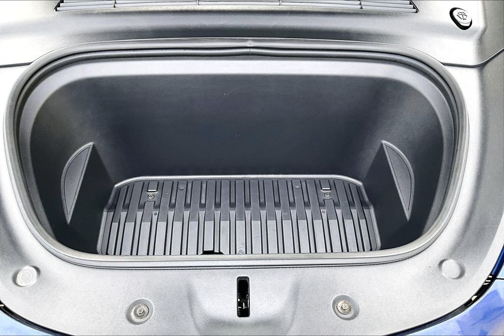 2023 Tesla Model Y Long Range OR