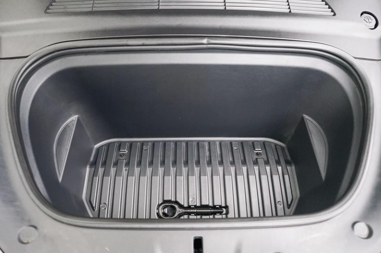 2023 Tesla Model Y Long Range Newport Beach CA