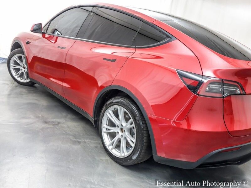 2023 Tesla Model Y Long Range PRICE INCLUDES $4000 IRS TAX CREDIT!! YOU MUST QUALIFY!! Willowbrook IL