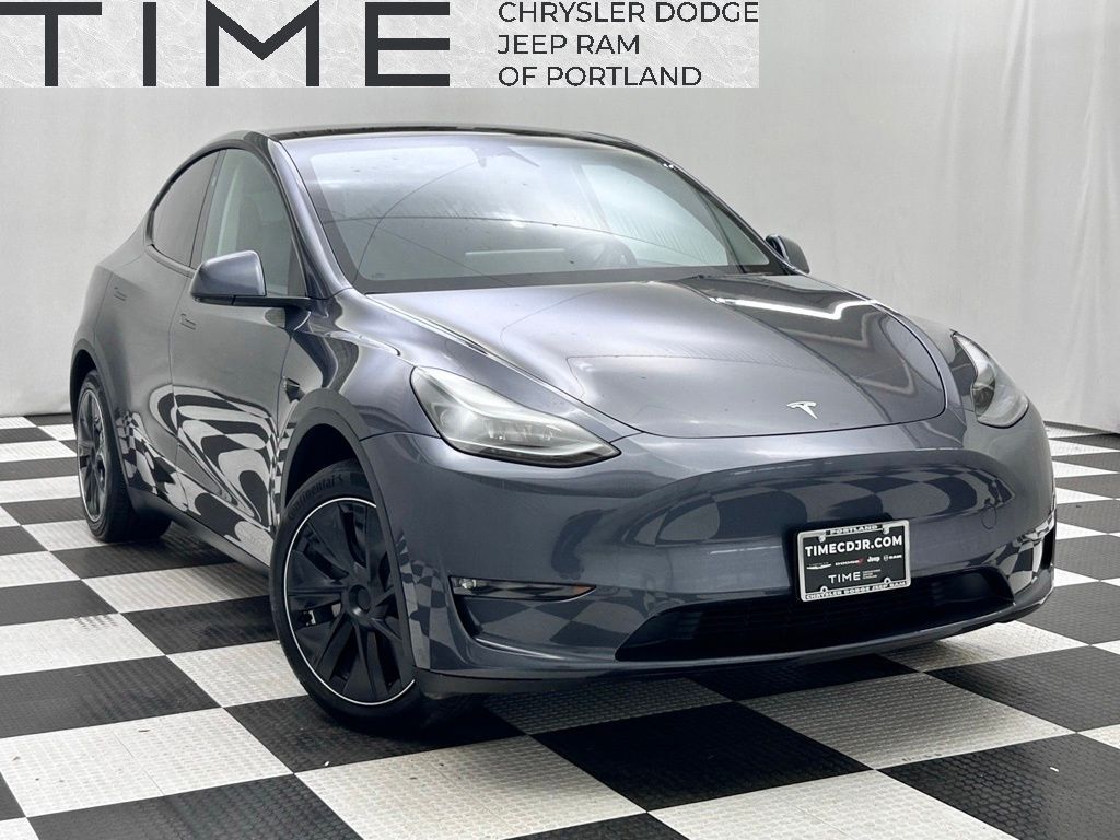 2023 Tesla Model Y Long Range