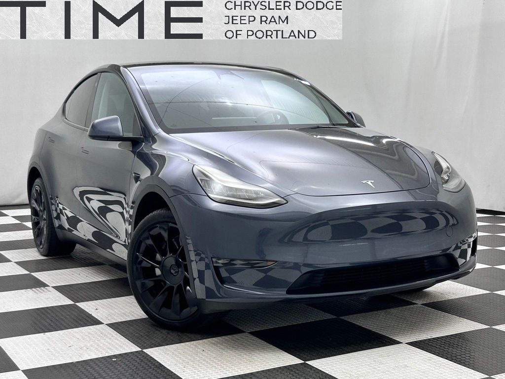 2023 Tesla Model Y Long Range