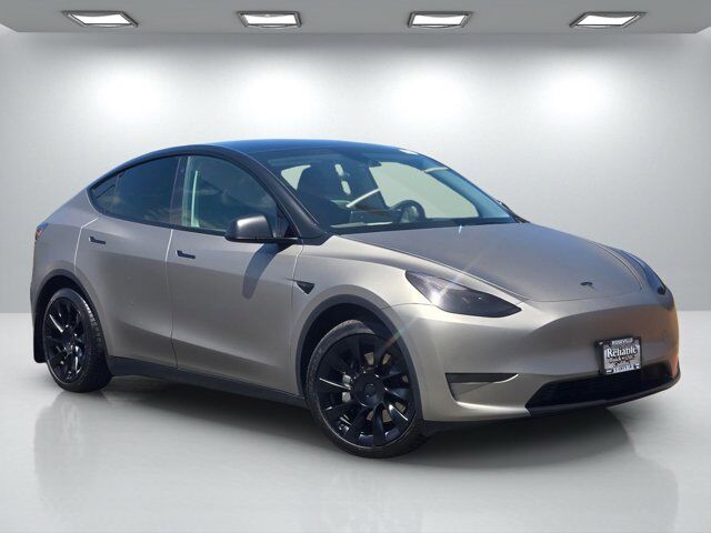 Used 2023 Tesla Model Y Long Range with VIN 7SAYGAEE2PF783376 for sale in Northfield, Minnesota