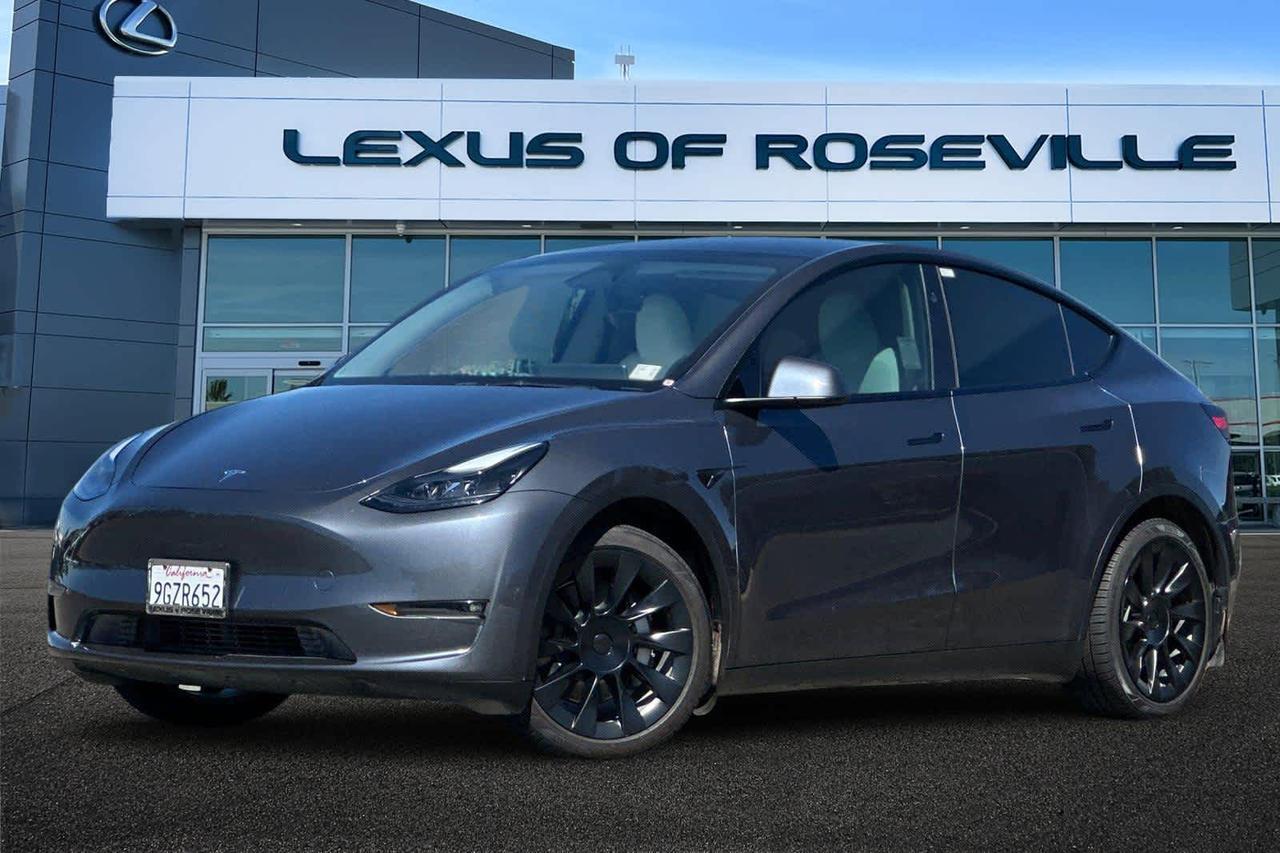 2023 Tesla Model Y Long Range