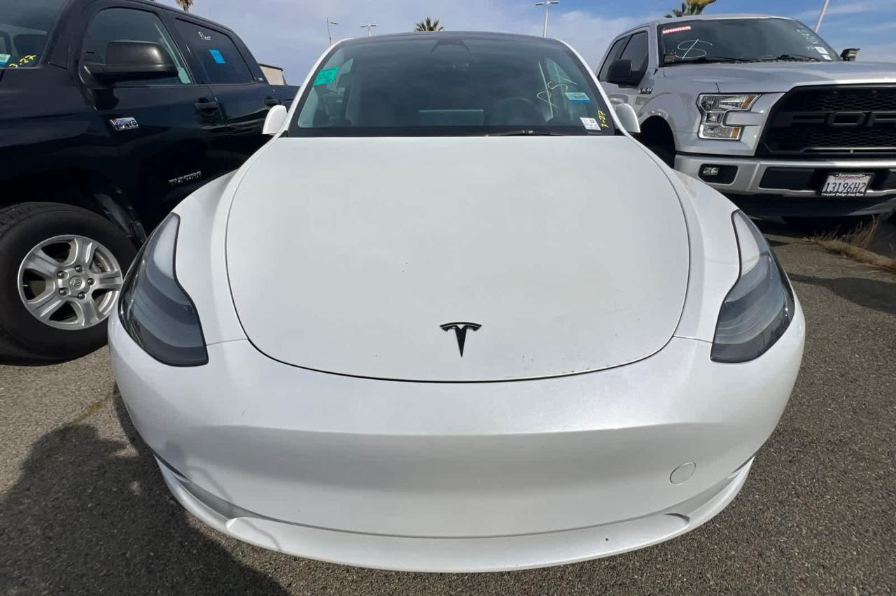 2023 Tesla Model Y Long Range