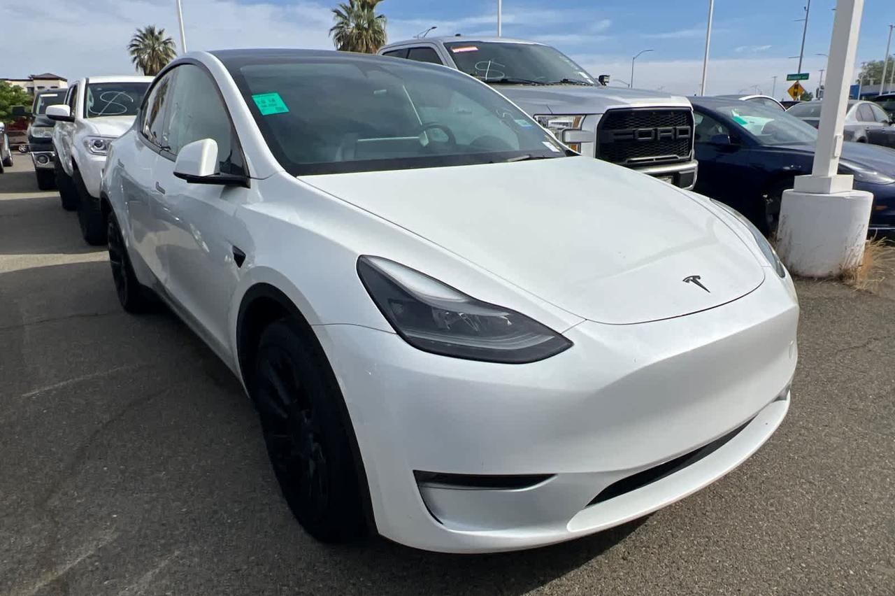 2023 Tesla Model Y Long Range