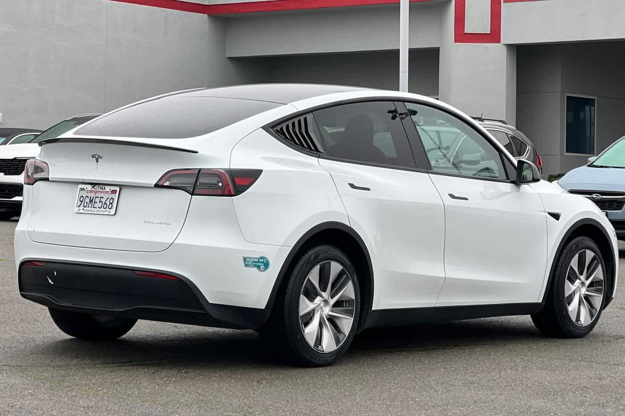 2023 Tesla Model Y Long Range