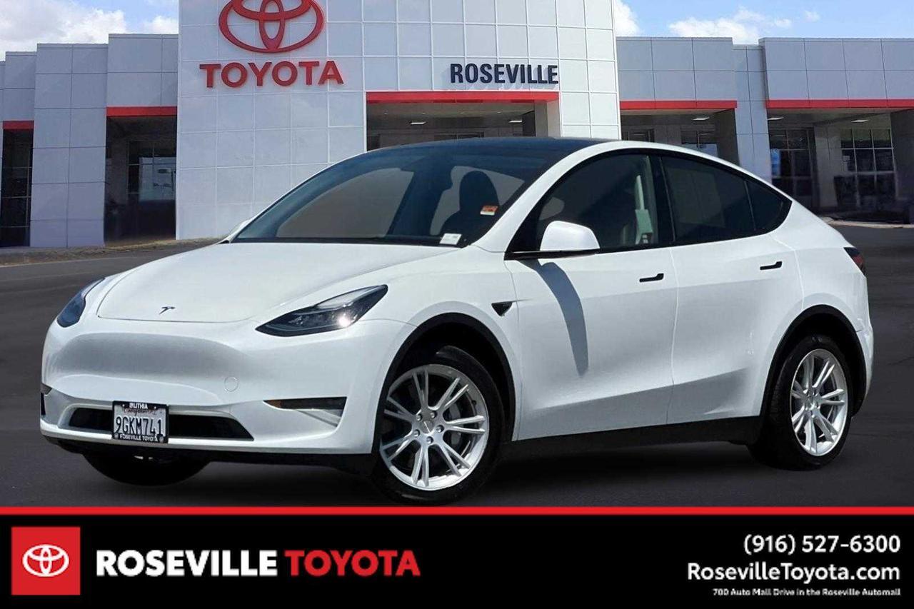 2023 Tesla Model Y Long Range