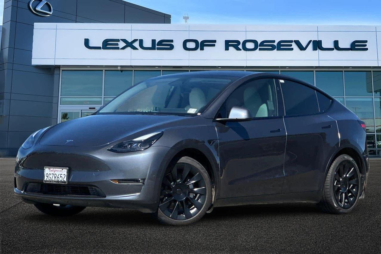 2023 Tesla Model Y Long Range