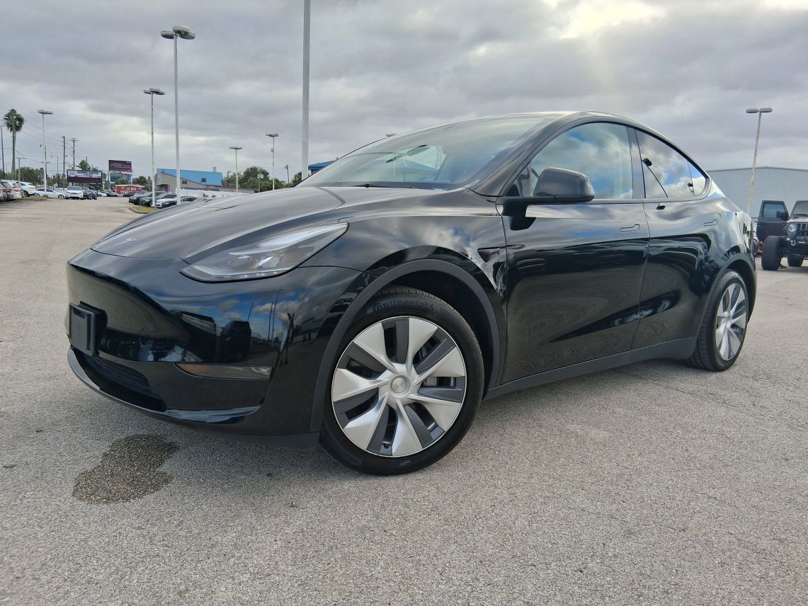 2023 Tesla Model Y Long Range Sport Utility 4D