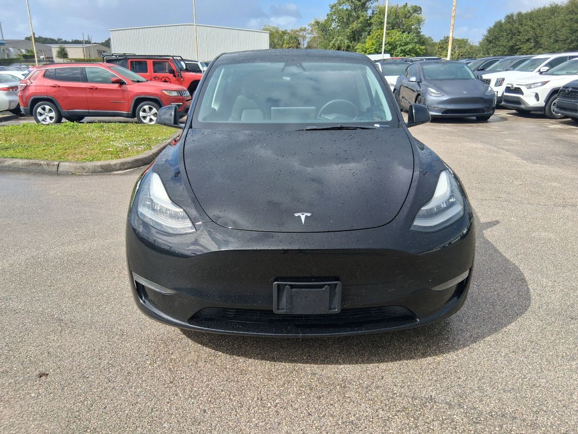 2023 Tesla Model Y Long Range Sport Utility 4D