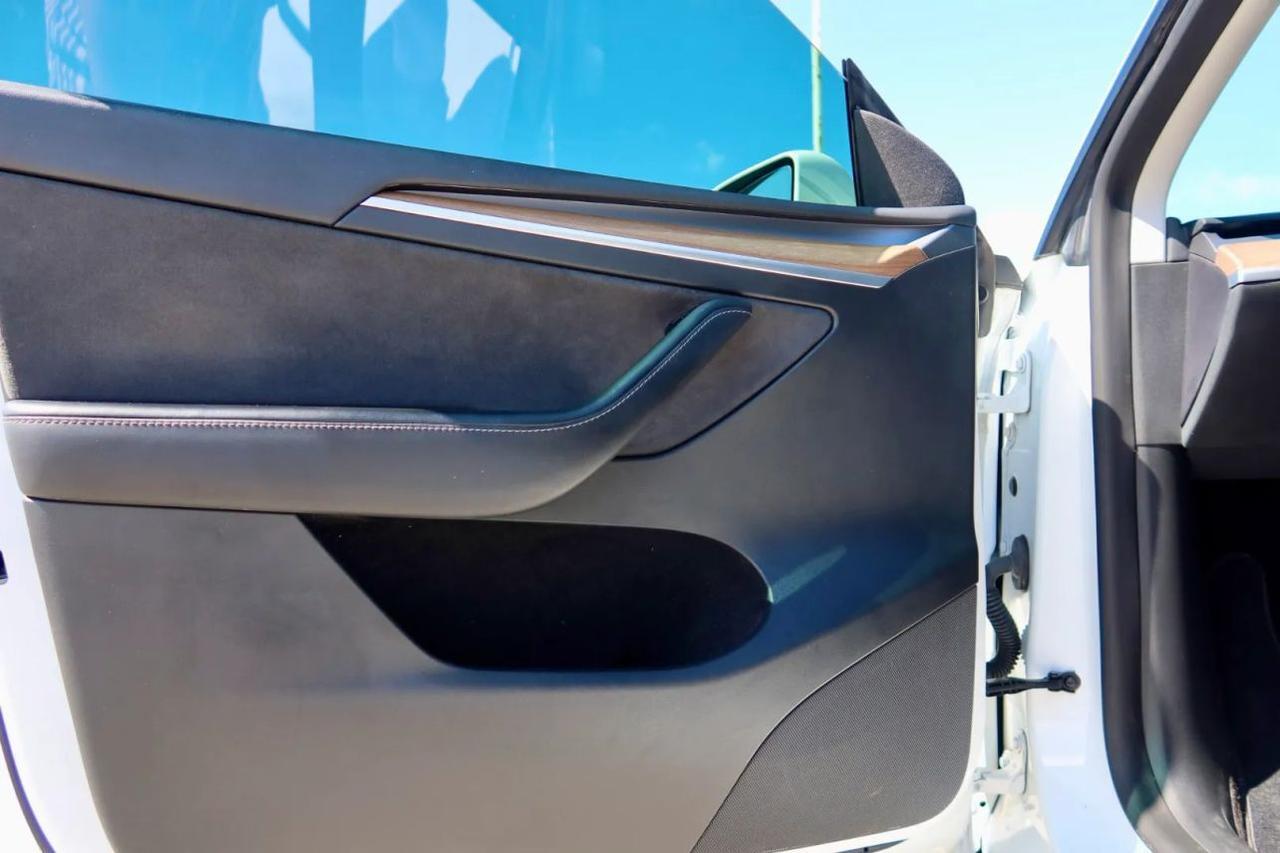 2023 Tesla Model Y Long Range Sport Utility 4D Maitland FL
