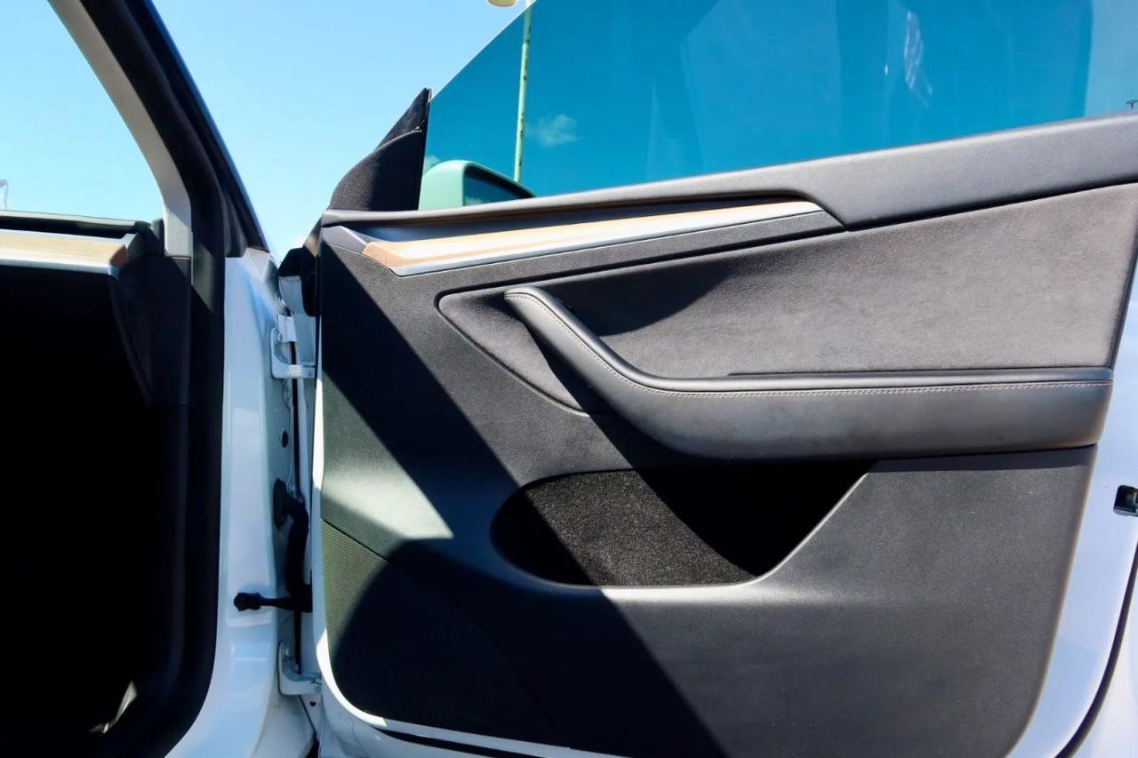 2023 Tesla Model Y Long Range Sport Utility 4D Maitland FL
