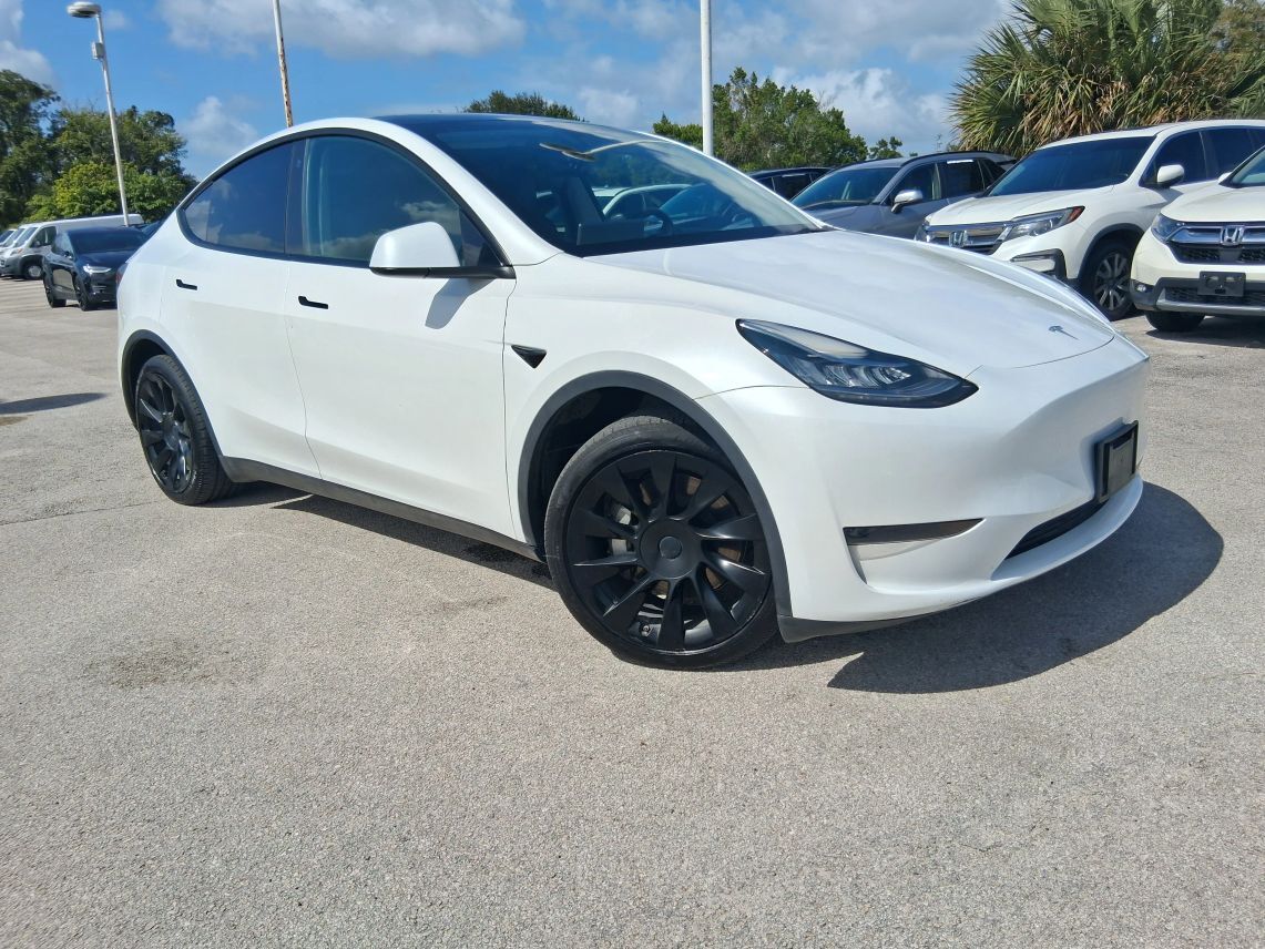 2023 Tesla Model Y Long Range Sport Utility 4D