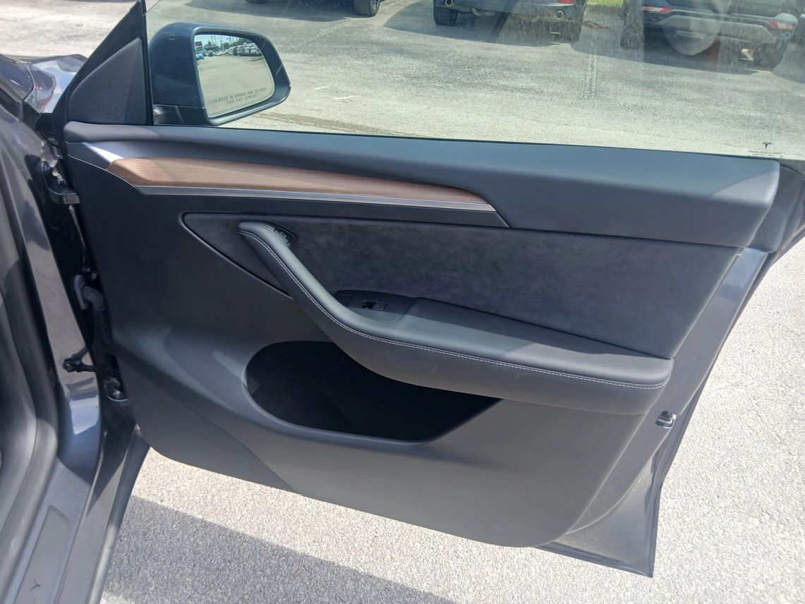 2023 Tesla Model Y Long Range Sport Utility 4D Maitland FL