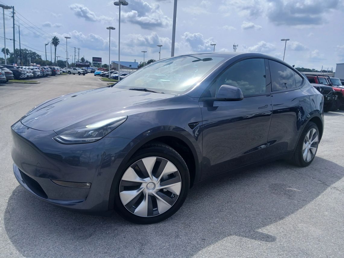 2023 Tesla Model Y Long Range Sport Utility 4D