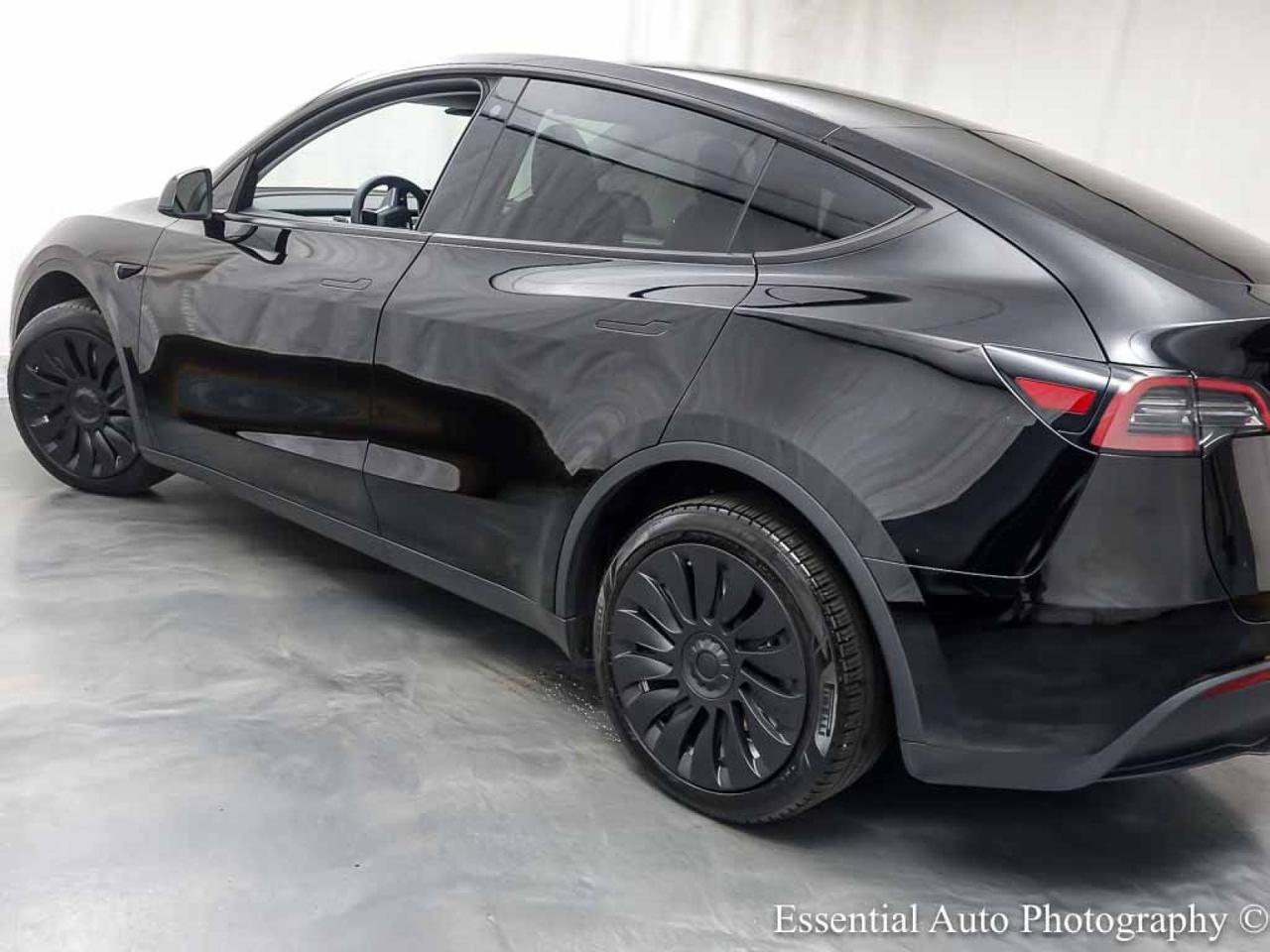 2023 Tesla Model Y Long Range Willowbrook IL