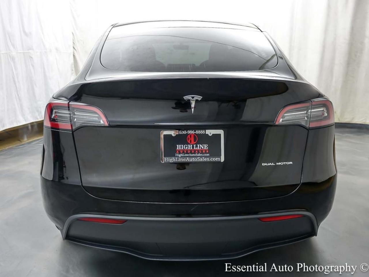 2023 Tesla Model Y Long Range Willowbrook IL