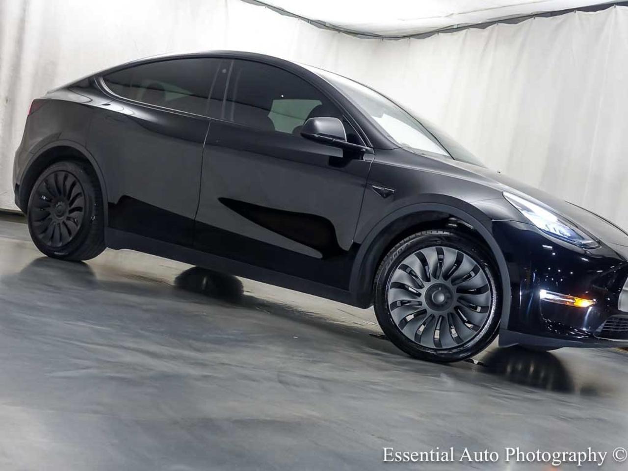 2023 Tesla Model Y Long Range Willowbrook IL