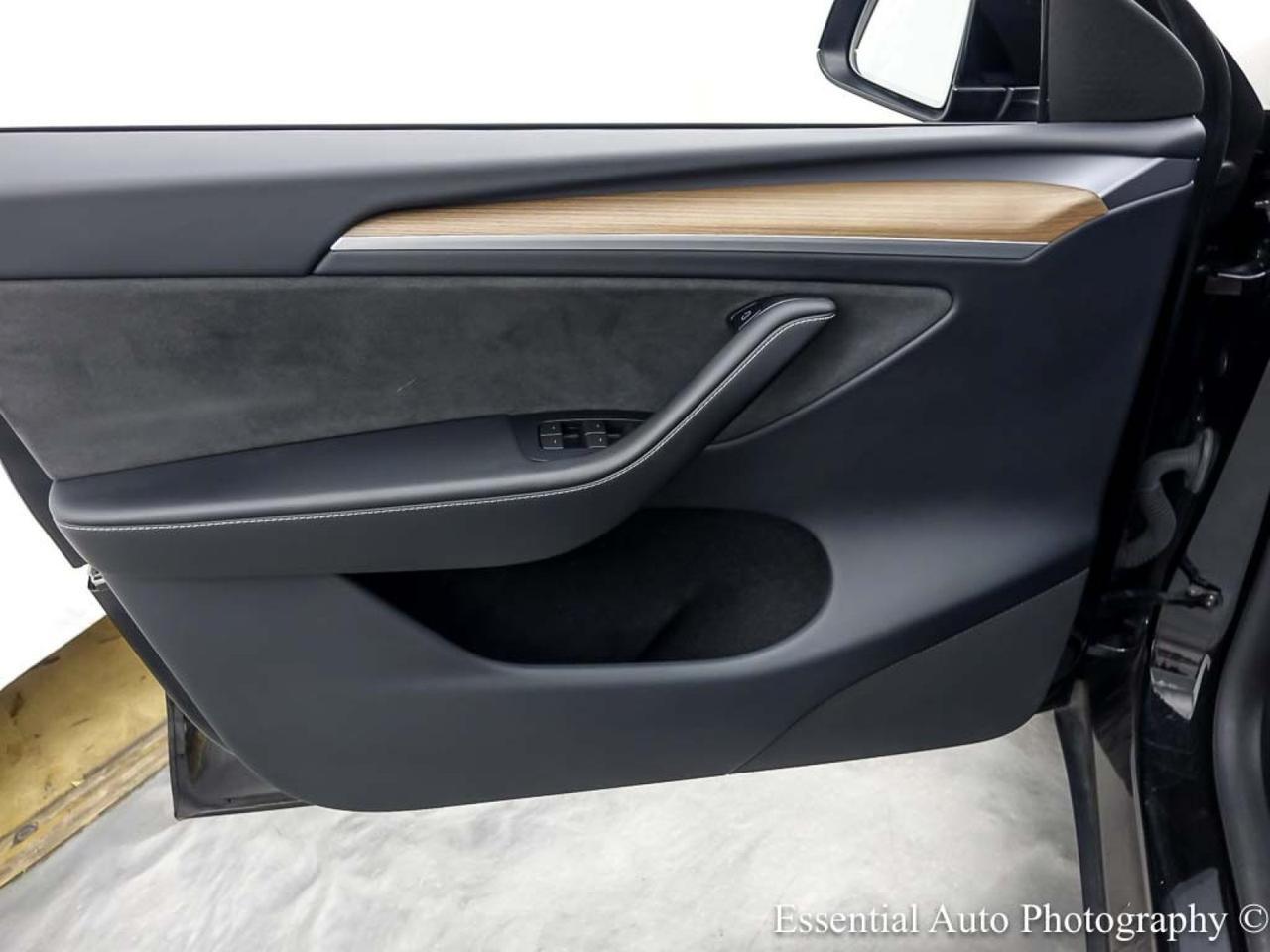 2023 Tesla Model Y Long Range Willowbrook IL