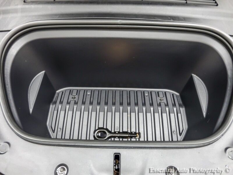 2023 Tesla Model Y Long Range Willowbrook IL