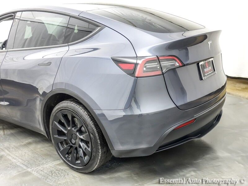 2023 Tesla Model Y Long Range Willowbrook IL