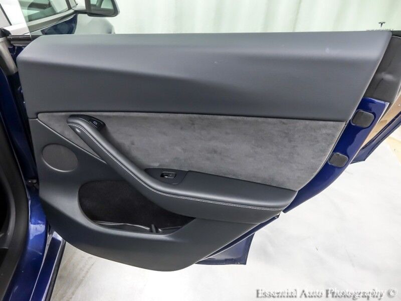 2023 Tesla Model Y Long Range Willowbrook IL