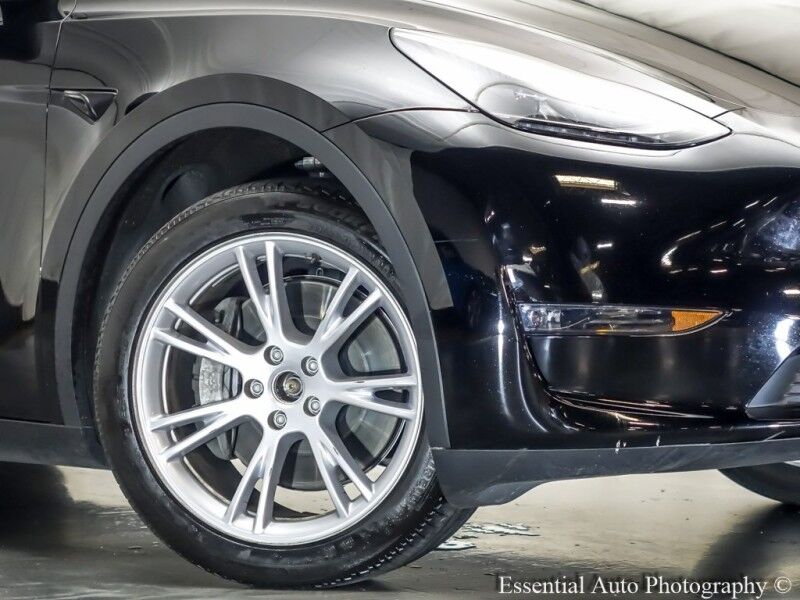2023 Tesla Model Y Long Range Willowbrook IL